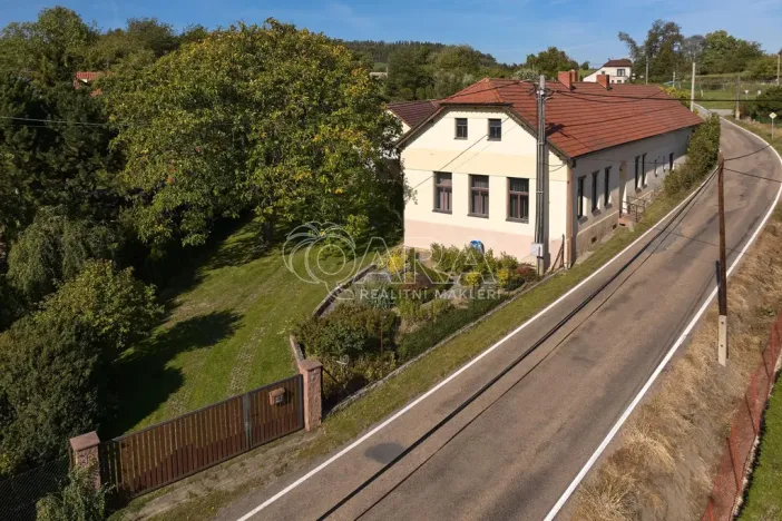 Prodej zemědělské usedlosti, Postupice - Čelivo, 451 m2