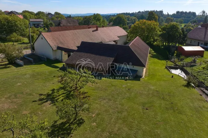 Prodej zemědělské usedlosti, Postupice - Čelivo, 451 m2