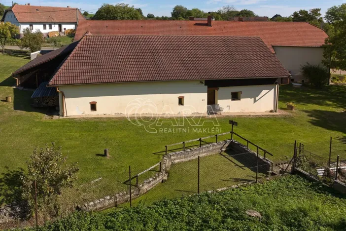 Prodej zemědělské usedlosti, Postupice - Čelivo, 451 m2
