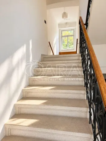 Pronájem bytu 2+kk, Praha - Břevnov, Kochanova, 66 m2