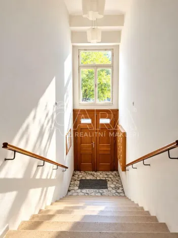 Pronájem bytu 2+kk, Praha - Břevnov, Kochanova, 66 m2