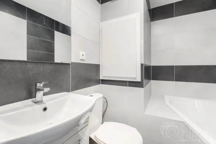 Prodej bytu 1+1, Ústí nad Labem - Severní Terasa, Šípková, 33 m2