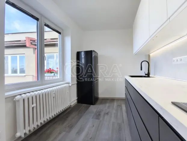 Pronájem bytu 1+1, Praha - Vršovice, Na stezce, 37 m2