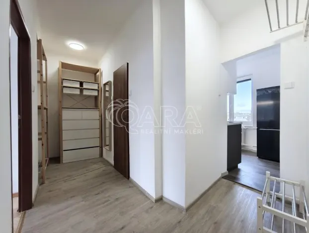 Pronájem bytu 1+1, Praha - Vršovice, Na stezce, 37 m2