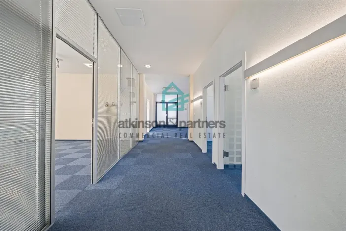 Pronájem kanceláře, České Budějovice - České Budějovice 6, Jeronýmova, 3500 m2
