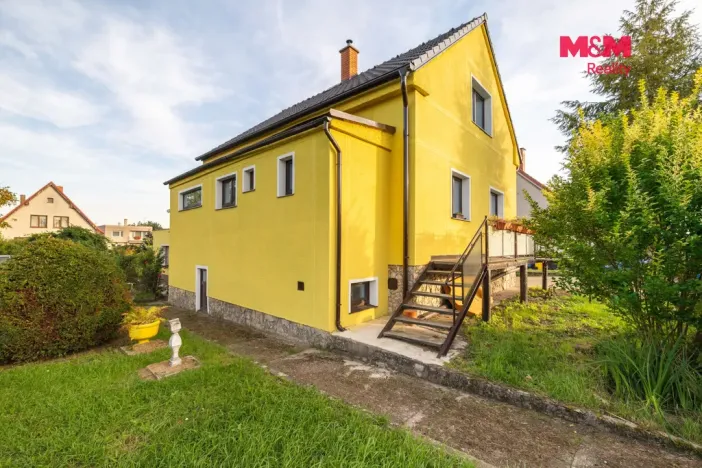 Prodej rodinného domu, Rožďalovice, Spojovací, 257 m2
