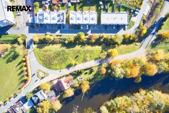 Prodej pozemku pro bydlení, Hradec Králové, 2475 m2