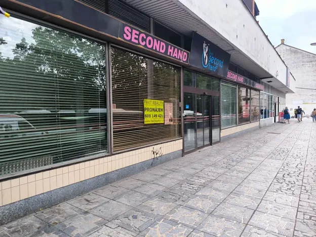 Pronájem obchodního prostoru, Ústí nad Labem, Masarykova, 282 m2