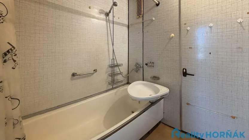 Prodej bytu 3+1, Bechyně, Na Libuši, 63 m2