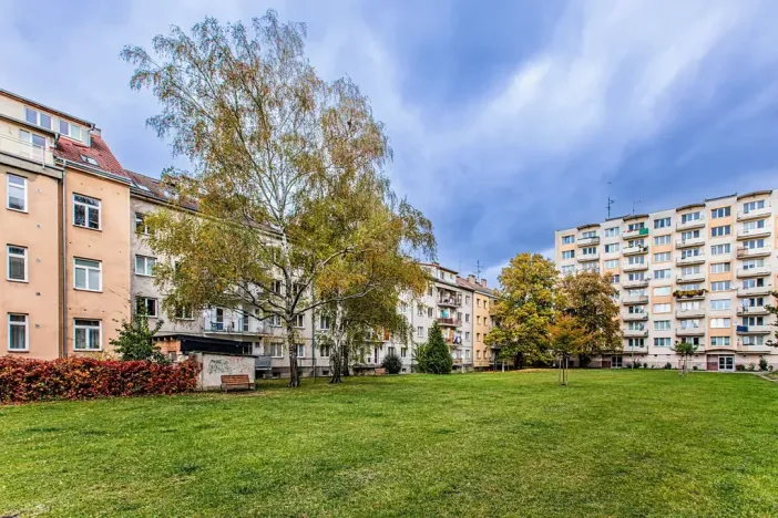Prodej bytu 3+1, České Budějovice, Komenského, 80 m2