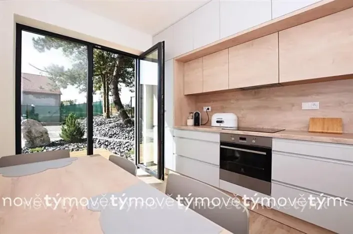 Pronájem rodinného domu, Mikulovice, 115 m2