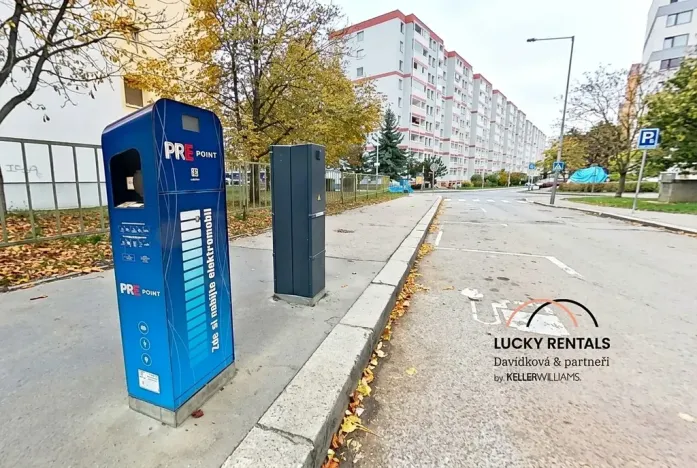 Pronájem bytu 2+kk, Praha - Černý Most, Kpt. Stránského, 43 m2