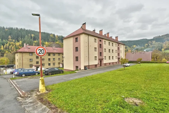 Pronájem bytu 2+1, Poniklá, 57 m2