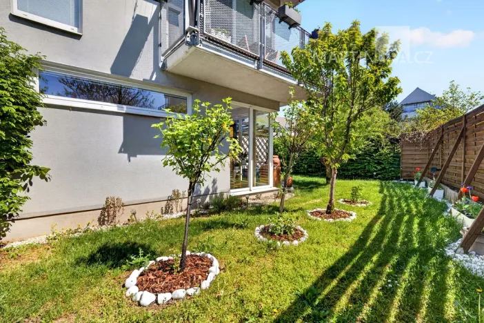 Prodej bytu 3+kk, Praha - Kbely, Pod Nouzovem, 70 m2