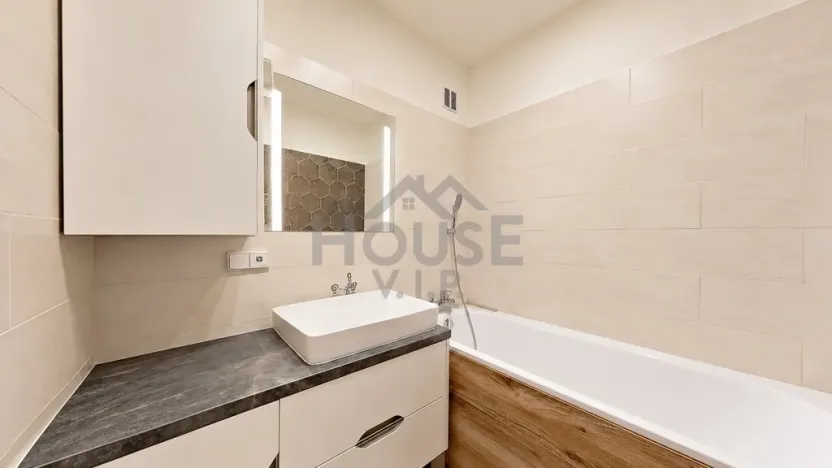 Prodej bytu 3+1, Praha - Čimice, Chvatěrubská, 75 m2