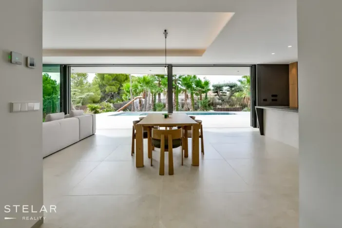Prodej atypického bytu, Alicante, Španělsko, 484 m2