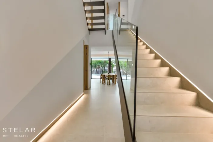 Prodej atypického bytu, Alicante, Španělsko, 484 m2