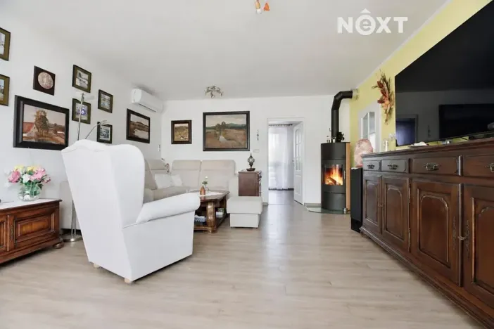 Prodej rodinného domu, Lužec nad Vltavou, Šmeralova, 184 m2