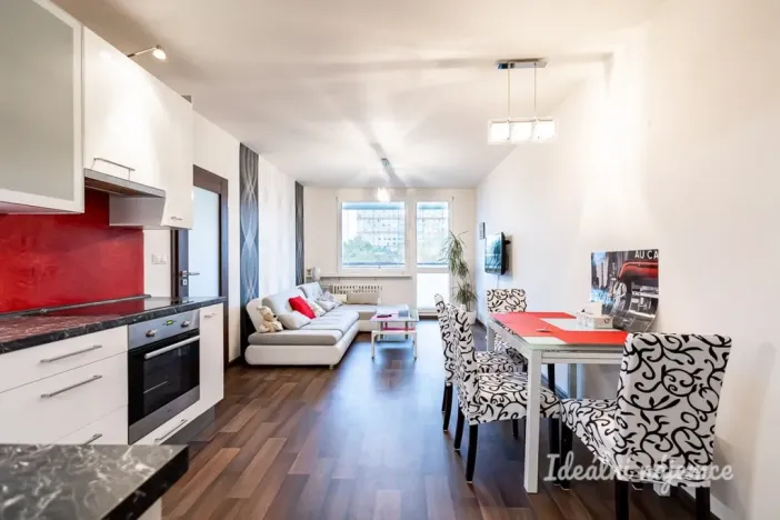 Pronájem bytu 2+kk, Praha - Krč, Sládkovičova, 47 m2