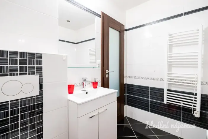 Pronájem bytu 2+kk, Praha - Krč, Sládkovičova, 47 m2