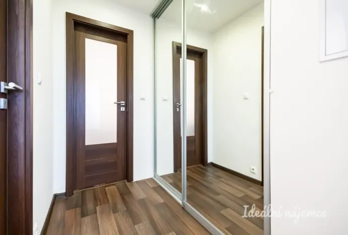 Pronájem bytu 2+kk, Praha - Krč, Sládkovičova, 47 m2