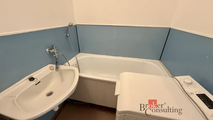Pronájem bytu 2+1, Chomutov, Blatenská, 56 m2
