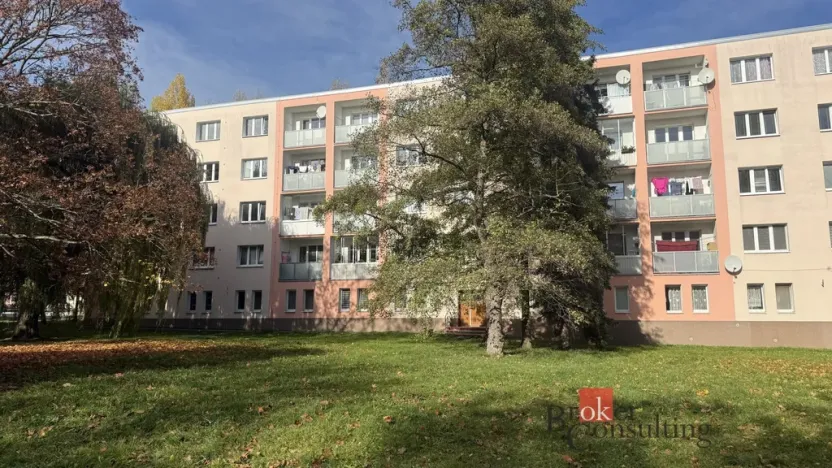 Pronájem bytu 2+1, Chomutov, Blatenská, 56 m2