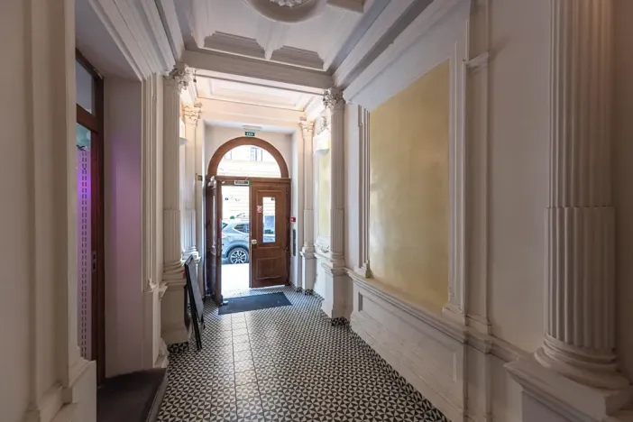 Pronájem bytu 2+kk, Praha, Tyršova, 56 m2