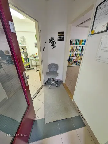 Pronájem kanceláře, Beroun, V Pražské bráně, 42 m2