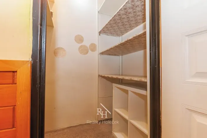 Prodej bytu 3+1, Kladno, Lacinova, 70 m2