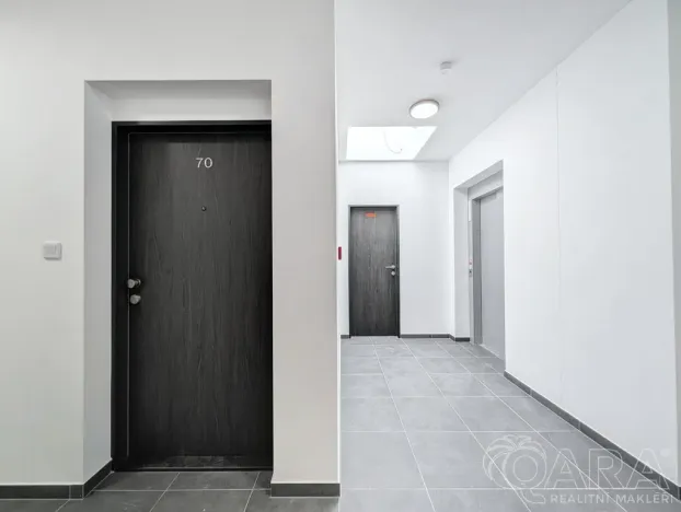 Pronájem bytu 1+kk, Plzeň - Jižní Předměstí, Železná, 27 m2