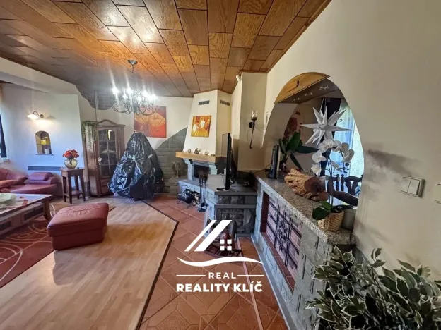 Pronájem rodinného domu, Hlučín, Kolejní, 470 m2