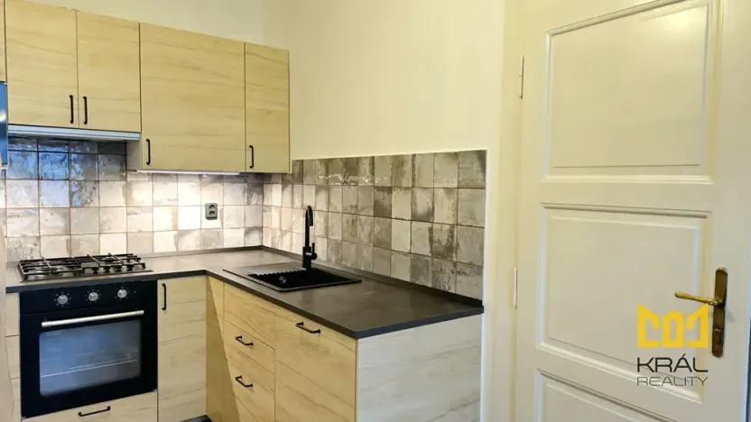 Pronájem bytu 2+1, Praha - Smíchov, Grafická, 57 m2
