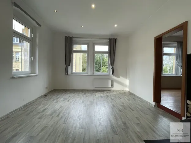 Prodej bytu 2+1, Karlovy Vary, Javorová, 67 m2