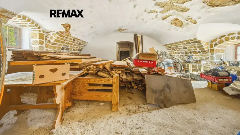 Prodej výrobních prostor, Holany, 241 m2