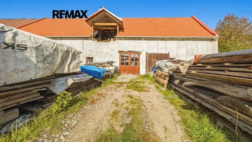 Prodej výrobních prostor, Holany, 241 m2