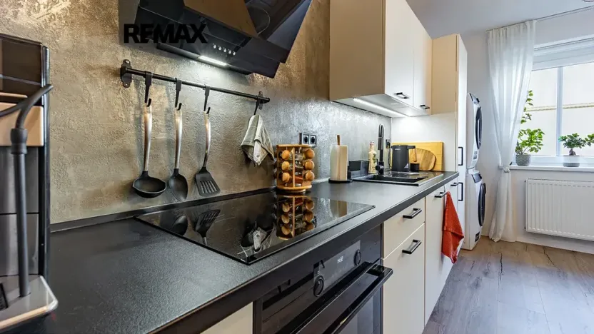 Prodej bytu 2+1, Benešov nad Ploučnicí, Sokolský vrch, 57 m2