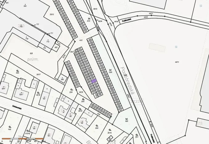 Pronájem garáže, Pardubice - Trnová, Bohdanečská, 18 m2