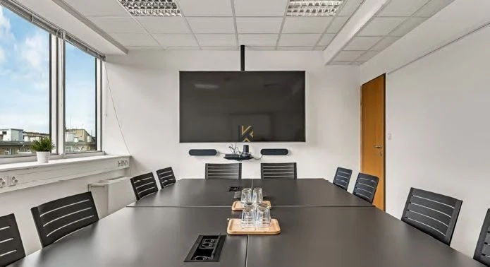 Pronájem kanceláře, Praha - Karlín, Sokolovská, 342 m2
