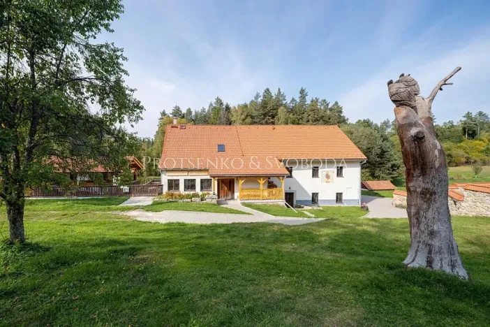 Prodej ubytování, Benešov nad Černou, 217 m2