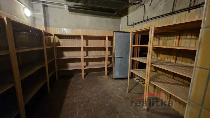 Pronájem obchodního prostoru, Opava - Kylešovice, Hlavní, 110 m2