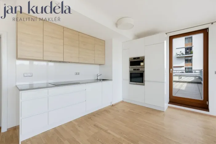 Pronájem bytu 3+kk, Praha - Holešovice, V háji, 74 m2