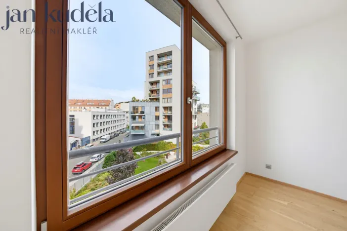 Pronájem bytu 3+kk, Praha - Holešovice, V háji, 74 m2