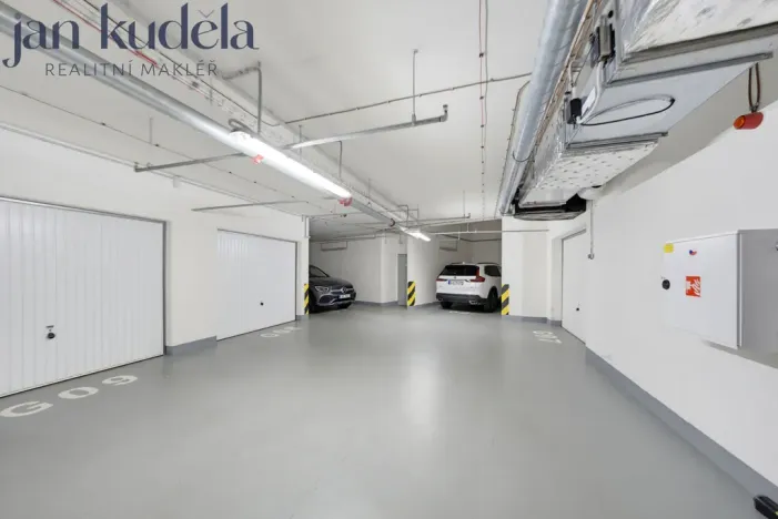 Pronájem bytu 3+kk, Praha - Holešovice, V háji, 74 m2