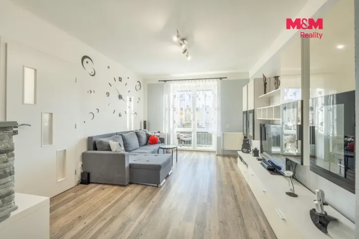 Prodej bytu 2+1, Kladno, Petrohradská, 54 m2