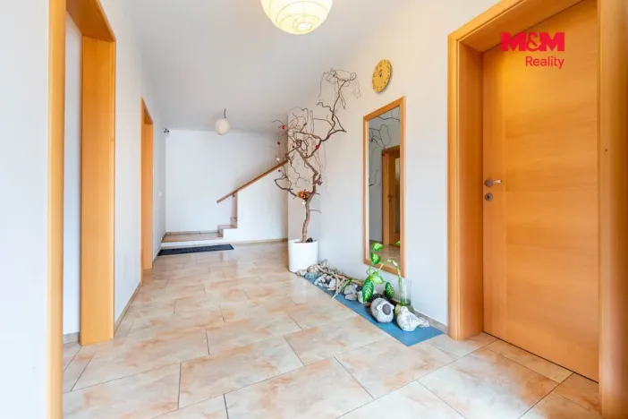 Prodej rodinného domu, Praha - Dejvice, V Šáreckém údolí, 230 m2