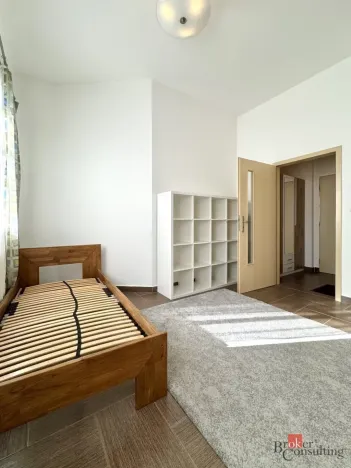 Pronájem bytu 1+kk, Plzeň - Severní Předměstí, Luční, 27 m2