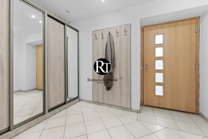 Prodej rodinného domu, Olešná, 224 m2