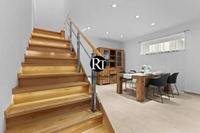 Prodej rodinného domu, Olešná, 224 m2