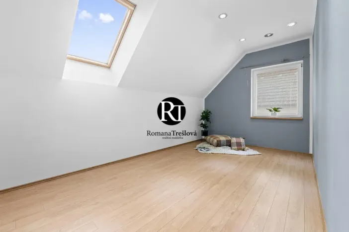 Prodej rodinného domu, Olešná, 224 m2